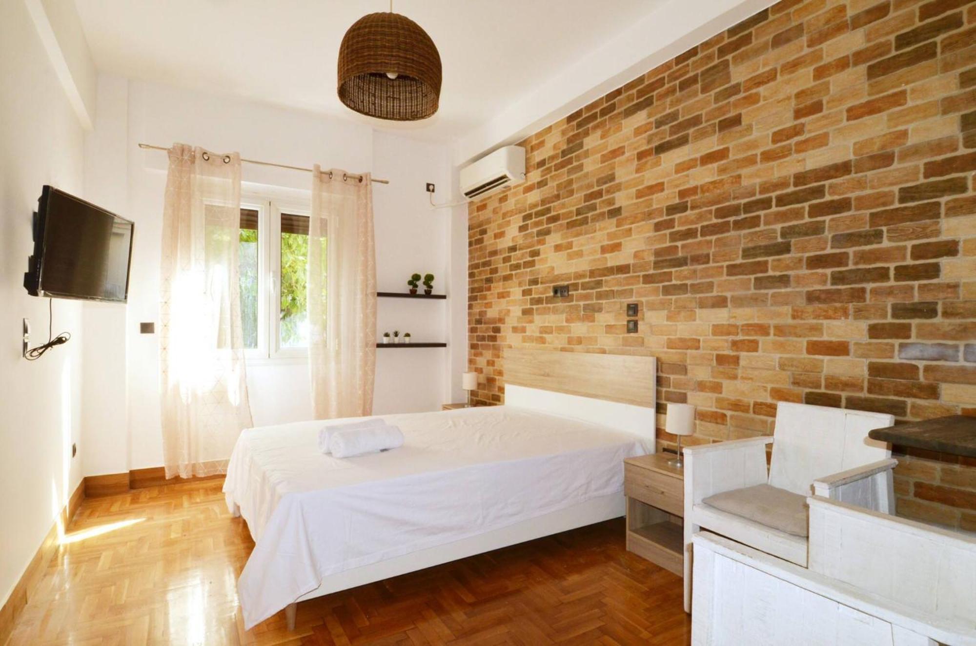 A Modern Rustic Cosy Apartment At The Foot Of Mount Lycabettus Athen Eksteriør bilde